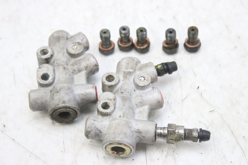 photo de DISTRIBUIDOR DE FRENO PIAGGIO MP3 RL 250 (2007 - 2010)