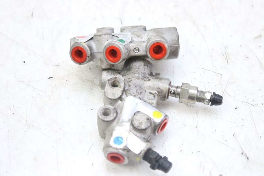 photo de DISTRIBUIDOR DE FRENO PIAGGIO MP3 RL 250 (2007 - 2010)