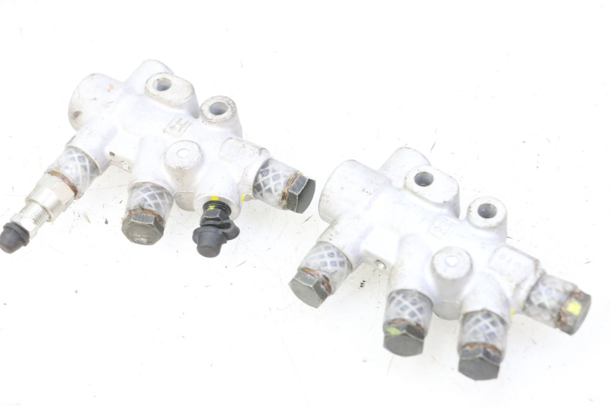 photo de DISTRIBUIDOR DE FRENO PIAGGIO MP3 RL 250 (2007 - 2010)
