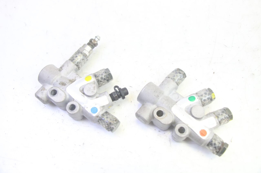 photo de DISTRIBUIDOR DE FRENO PIAGGIO MP3 RL 250 (2007 - 2010) - Vista principal