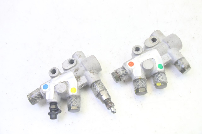 photo de DISTRIBUIDOR DE FRENO PIAGGIO MP3 RL 250 (2007 - 2010) - Detalle de la pieza