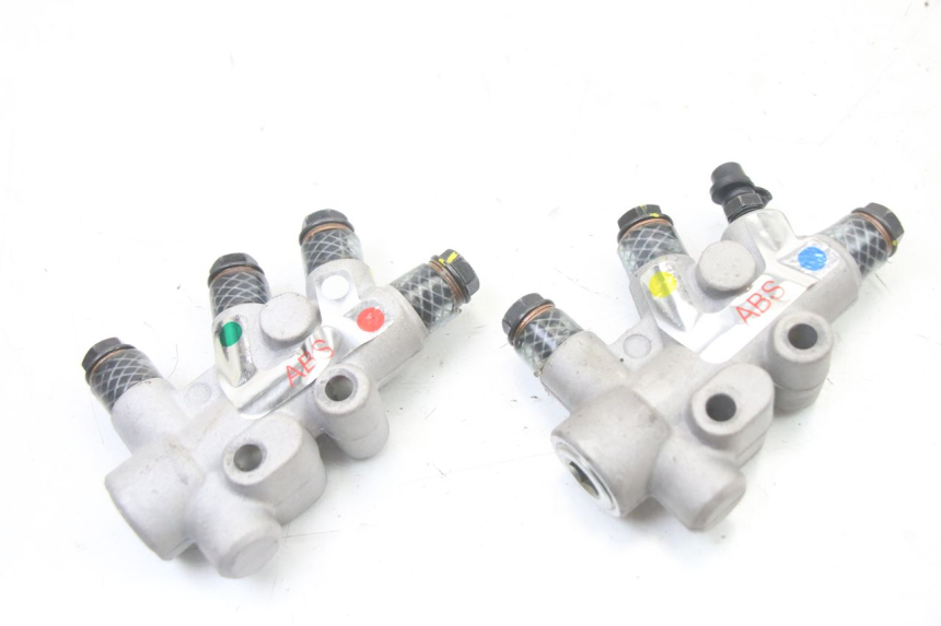 photo de REPARTIDOR DE FRENO PIAGGIO MP3 500 (2014 - 2016)