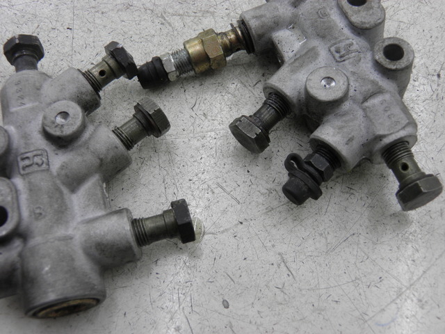 photo de DISTRIBUIDOR DE FRENO PIAGGIO MP3 RL 250 (2007 - 2010)