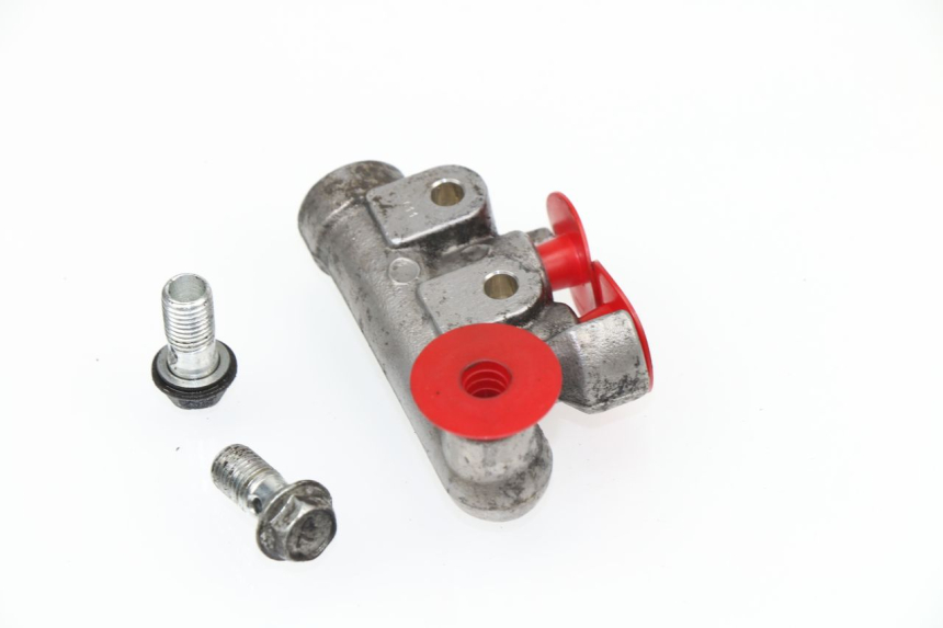photo de REPARTIDOR DE FRENO SUZUKI SIXTEEN 125 (2008 - 2010)