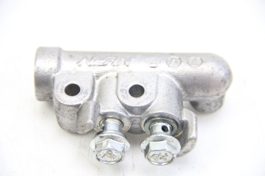 photo de REPARTIDOR DE FRENO SUZUKI SIXTEEN 125 (2008 - 2010)