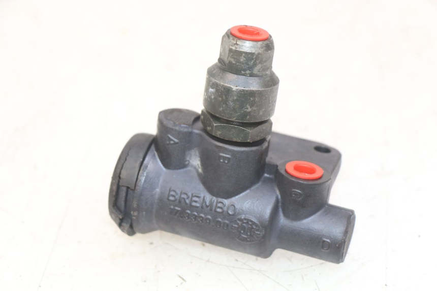 photo de REPARTIDOR DE FRENO PIAGGIO X9 125 (2000 - 2003)