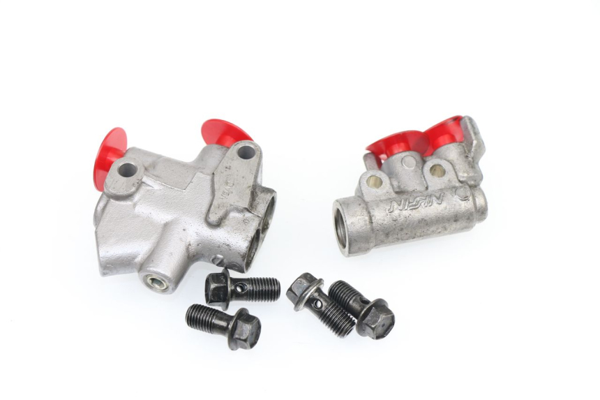 photo de DISTRIBUIDOR DE FRENO YAMAHA FJR ABS 1300 (2006 - 2012)