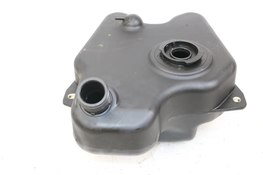 photo de DEPOSITO FUEL DAELIM A-FOUR 2T 50 (2005 - 2012)