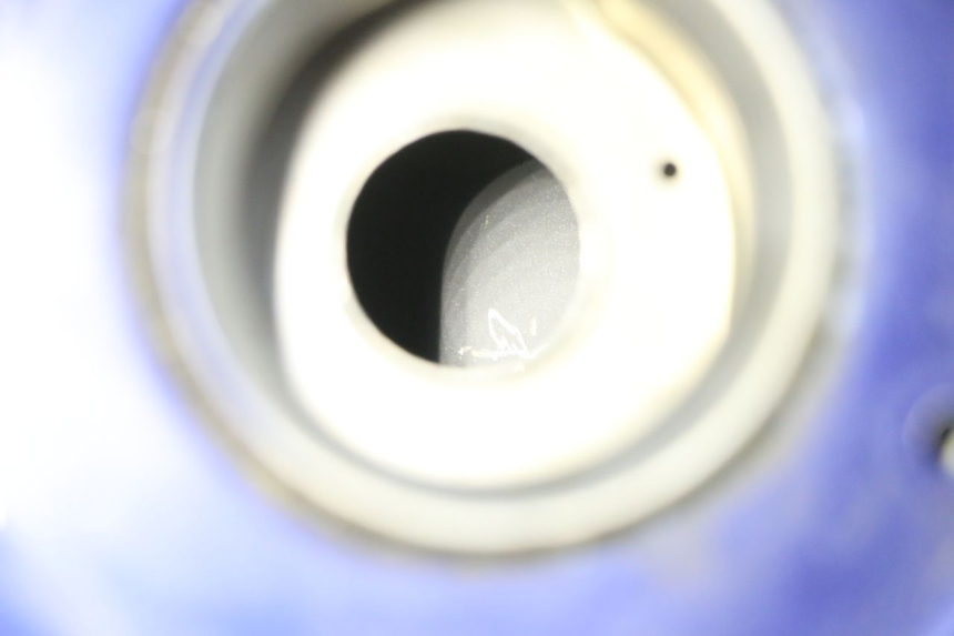 photo de DEPOSITO FUEL SUZUKI DL V STROM 1000 (2002 - 2007) - Primer plano técnico