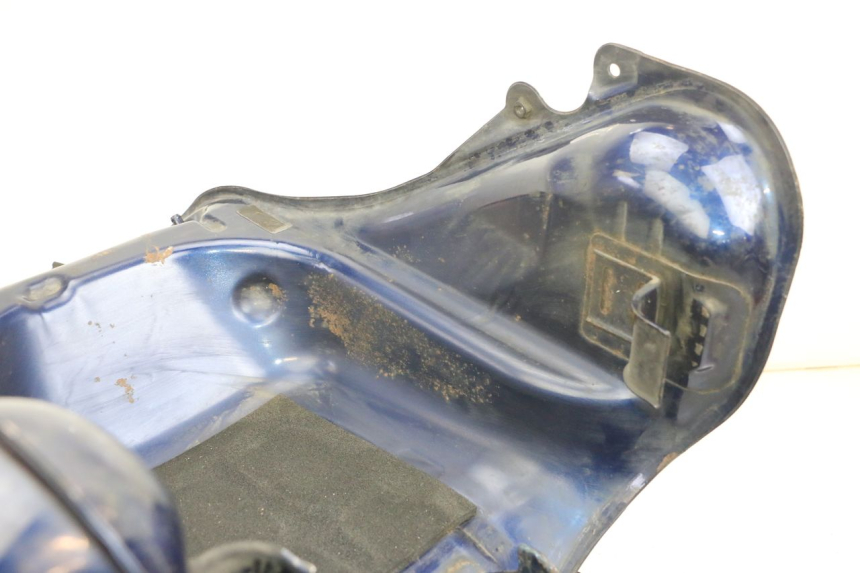 photo de DEPOSITO FUEL SUZUKI DL V STROM 1000 (2002 - 2007) - Detalles de los puntos de fijación