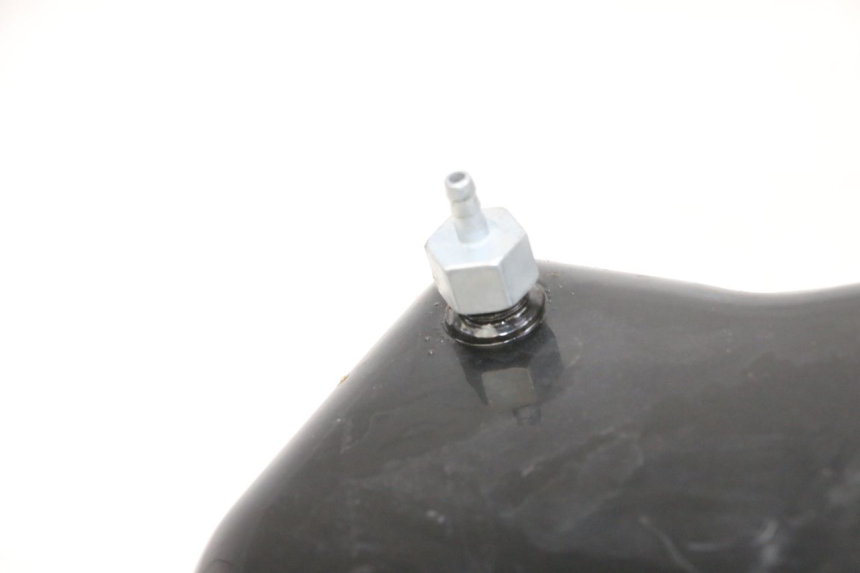 photo de DEPÓSITO DE GASOLINA BTC FELICE SPORT 50