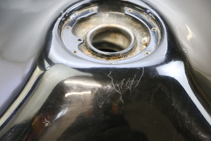 photo de DEPOSITO FUEL KAWASAKI GPZ RX 1000 (1986 - 1988) - Perfil de la pieza de repuesto