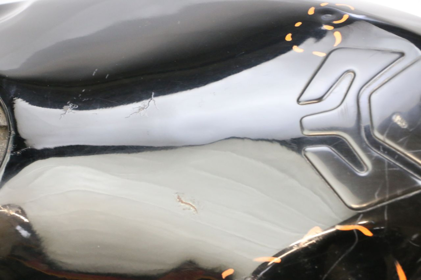 photo de DEPOSITO FUEL KAWASAKI GPZ RX 1000 (1986 - 1988) - Recambio usado revisado