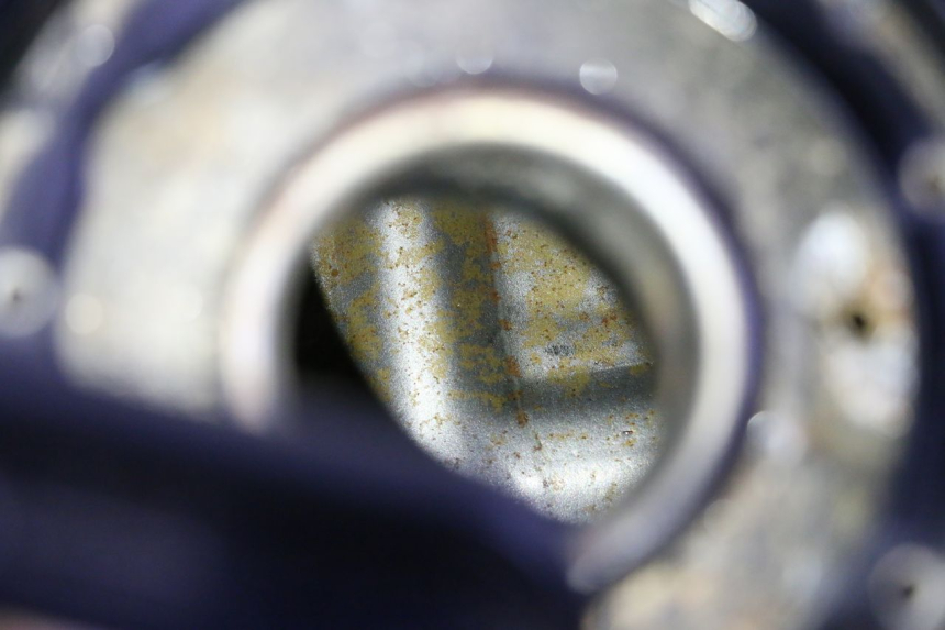 photo de DEPOSITO FUEL KAWASAKI GPZ RX 1000 (1986 - 1988) - Otra perspectiva