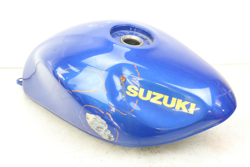 photo de DEPOSITO FUEL SUZUKI GSF S BANDIT 600 (2000 - 2004) - Enfoque en la estructura