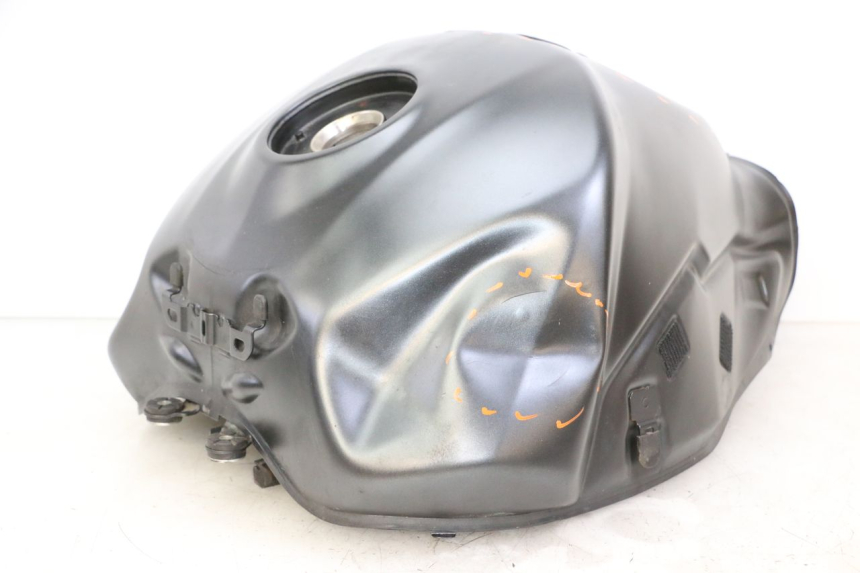 photo de DEPOSITO FUEL SUZUKI GSR 750 (2011 - 2017)