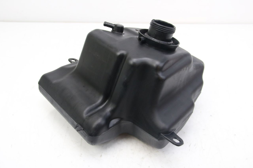 photo de DEPóSITO DE COMBUSTIBLE PEUGEOT KISBEE 2T 50 (2018 - 2022)