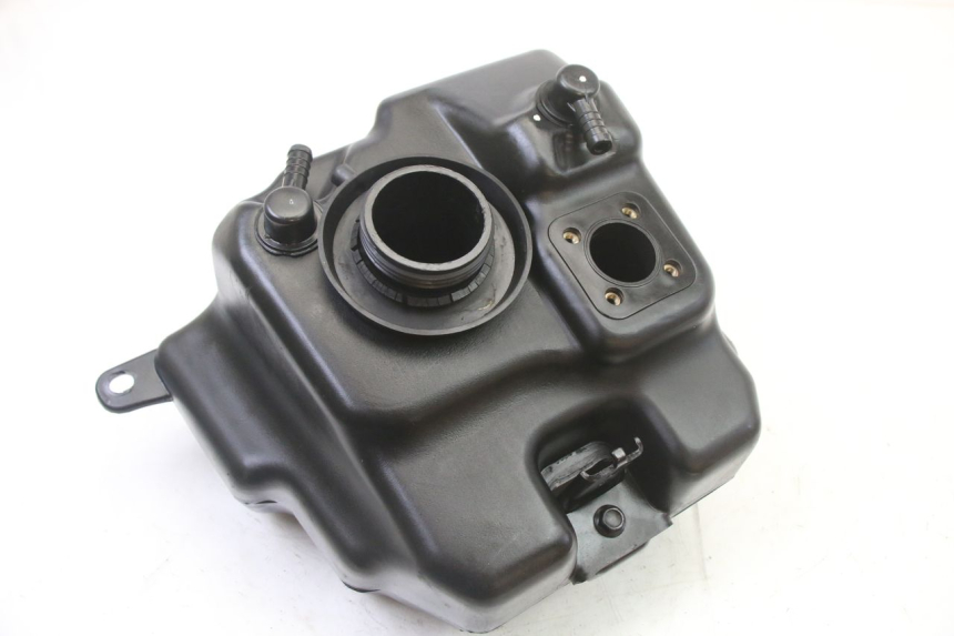 photo de DEPÓSITO DE COMBUSTIBLE PEUGEOT KISBEE 4T 50 (2018 - 2022)
