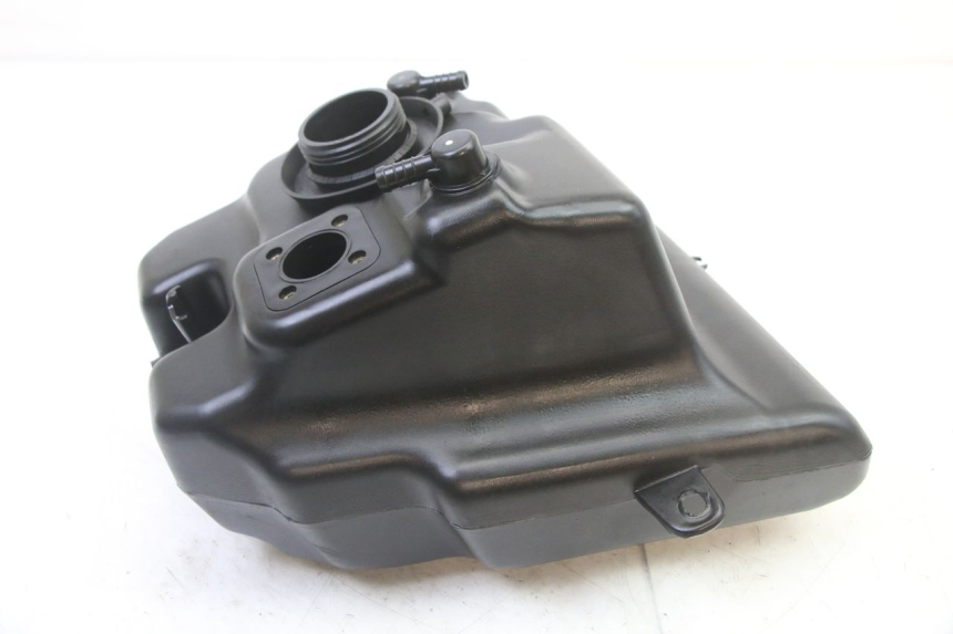 photo de DEPÓSITO DE COMBUSTIBLE PEUGEOT KISBEE 4T 50 (2018 - 2022)