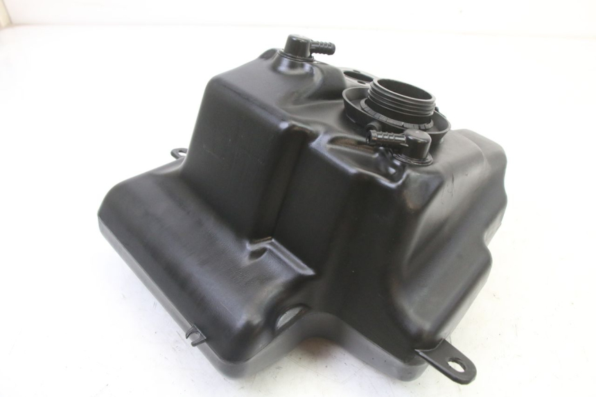 photo de DEPÓSITO DE COMBUSTIBLE PEUGEOT KISBEE 4T 50 (2018 - 2022)