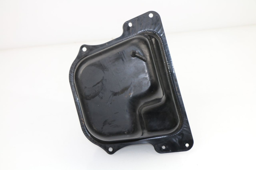 photo de DEPOSITO FUEL JM MOTORS MILANO 50 (2014 - 2019)