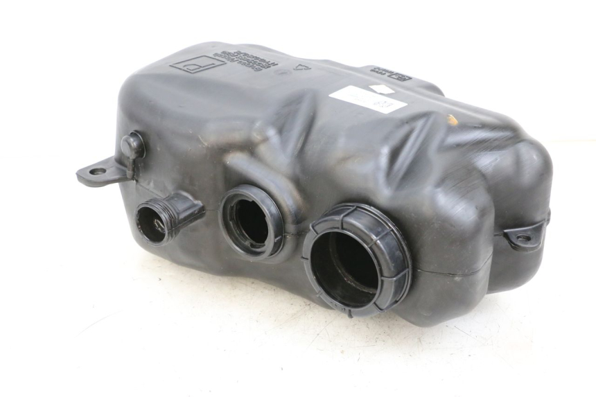 photo de DEPOSITO FUEL PIAGGIO MP3 HPE 350 (2018 - 2020) - Primer plano técnico