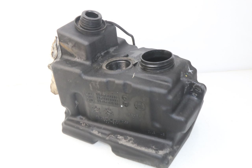photo de DEPOSITO FUEL PEUGEOT SATELIS 500 (2007 - 2013)