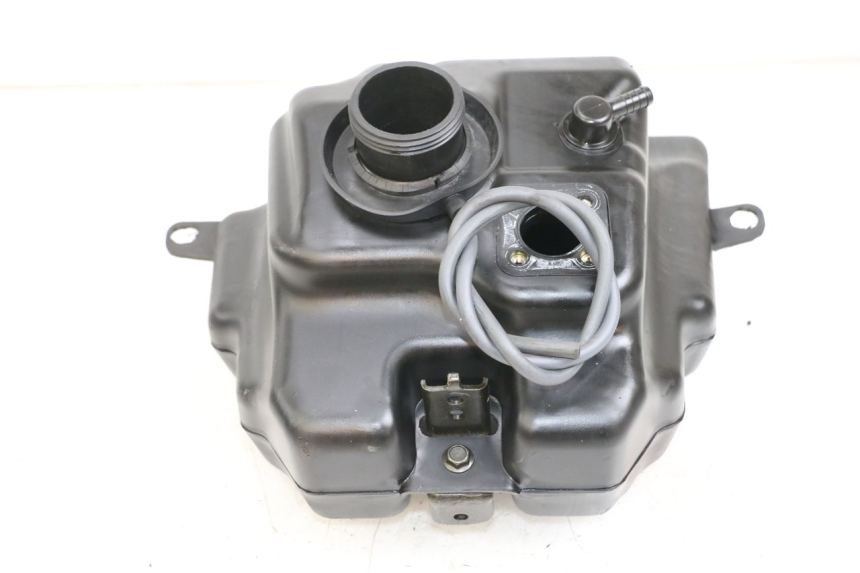 photo de DEPOSITO FUEL PEUGEOT STREETZONE I 2T 50 (2018 - 2020)