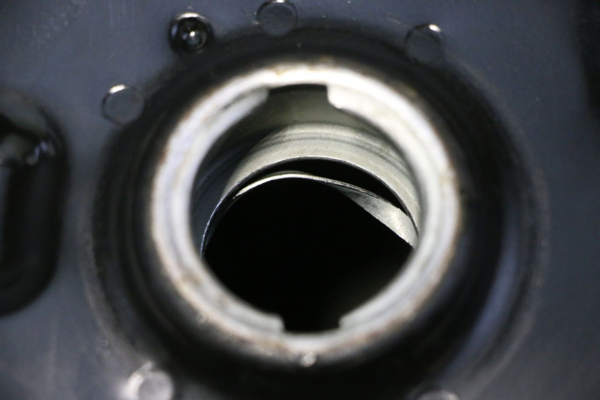 photo de DEPOSITO FUEL PEUGEOT TWEET PRO CARGO 50 (2018 - 2020)