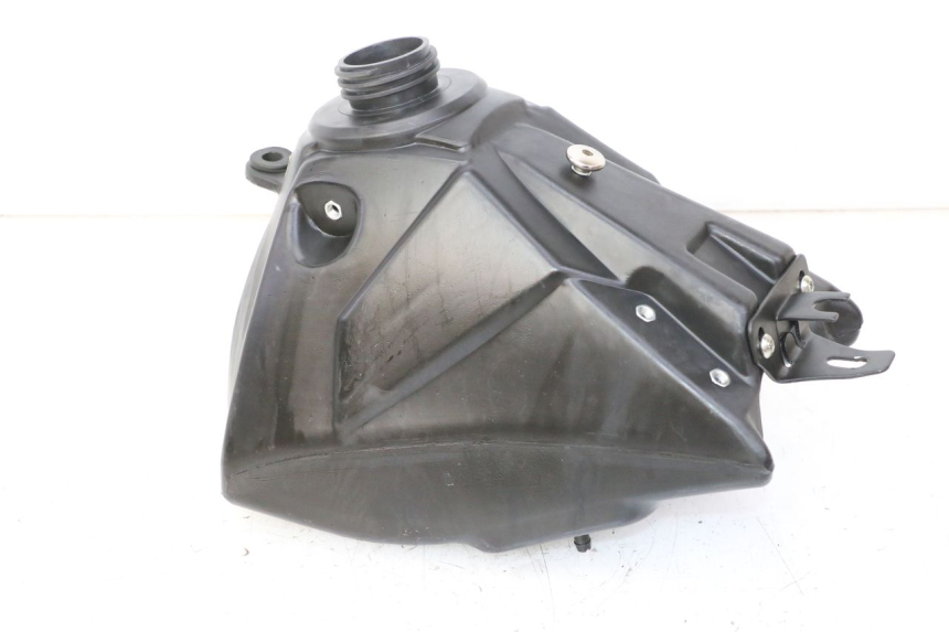 photo de DEPÓSITO DE COMBUSTIBLE APOLLO RFZ 125