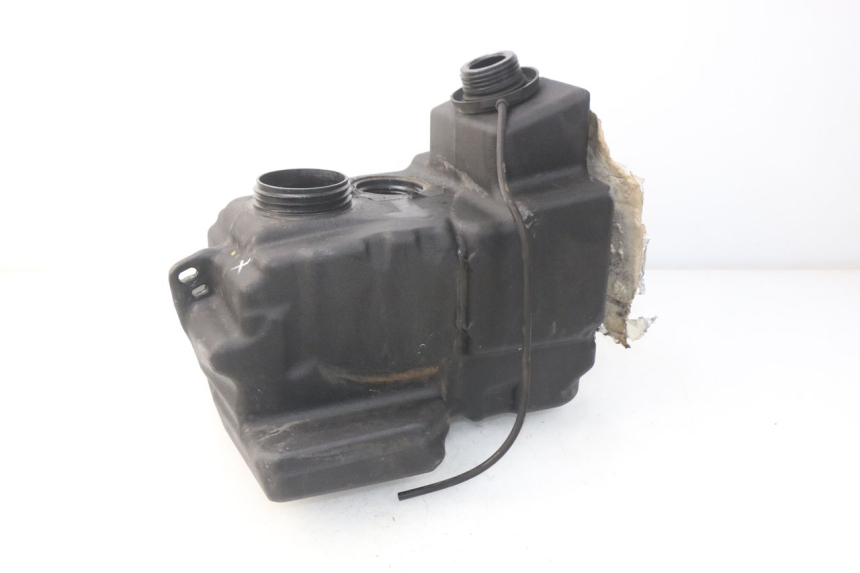 photo de DEPOSITO FUEL PEUGEOT SATELIS 500 (2007 - 2013)