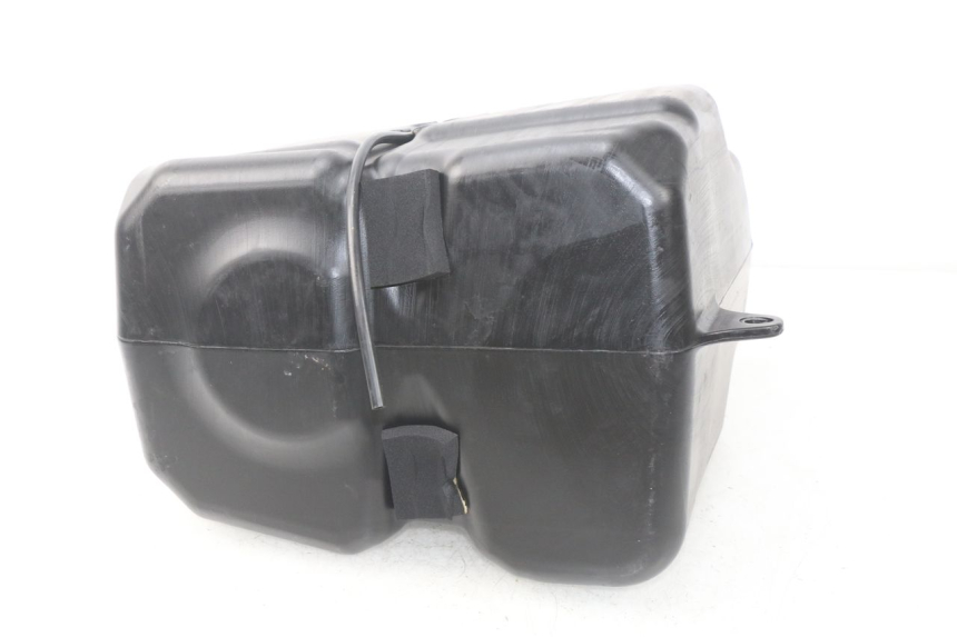 photo de DEPOSITO FUEL PEUGEOT SATELIS 125 (2013 - 2018)