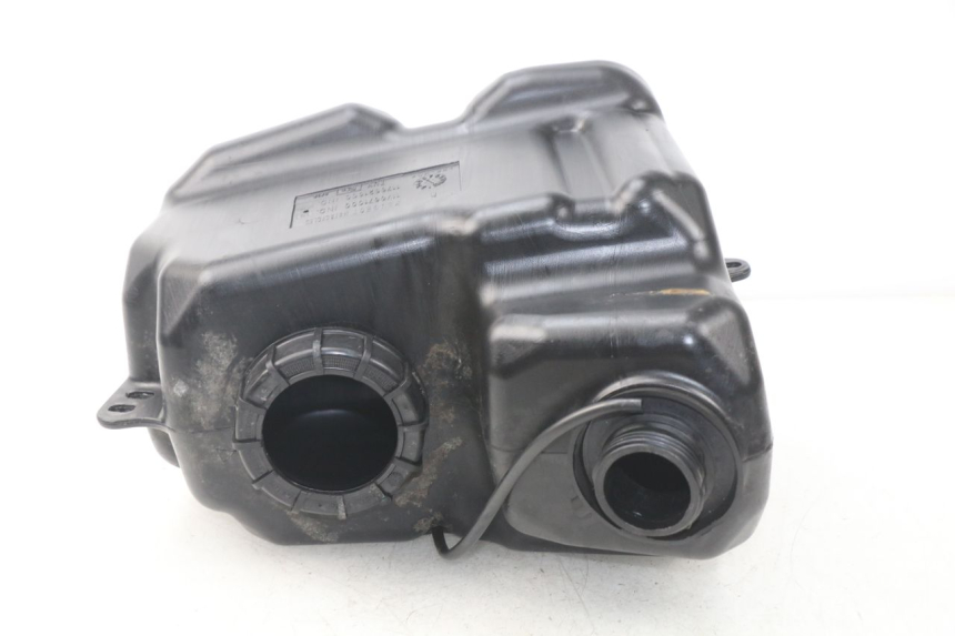 photo de DEPOSITO FUEL PEUGEOT SATELIS 125 (2013 - 2018)