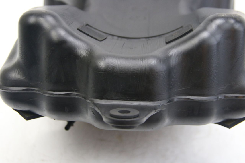 photo de DEPÓSITO DE COMBUSTIBLE SUZUKI SIXTEEN 125 (2008 - 2010)