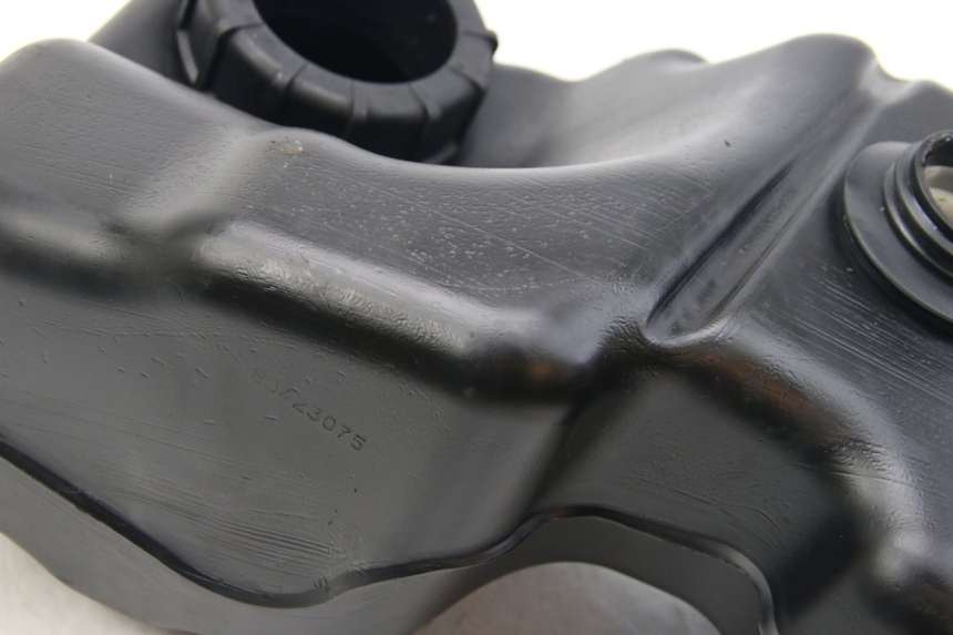 photo de DEPÓSITO DE COMBUSTIBLE SUZUKI SIXTEEN 125 (2008 - 2010)