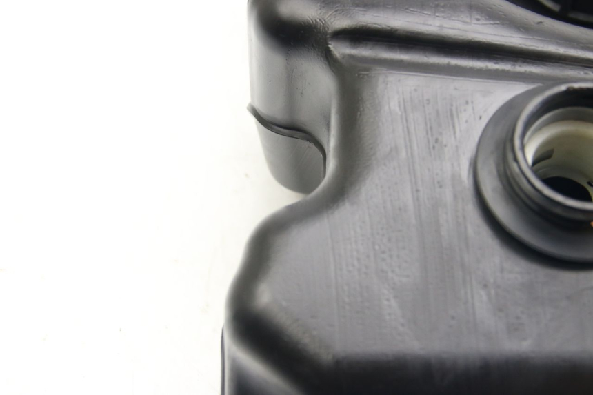 photo de DEPÓSITO DE COMBUSTIBLE SUZUKI SIXTEEN 125 (2008 - 2010)