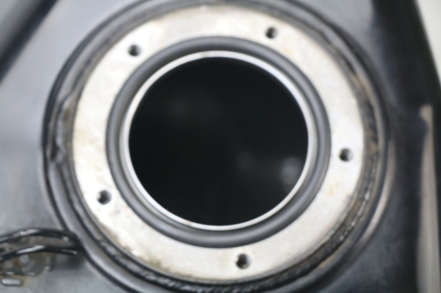 photo de DEPÓSITO DE COMBUSTIBLE SUZUKI AN BURGMAN 400 (2006 - 2010)
