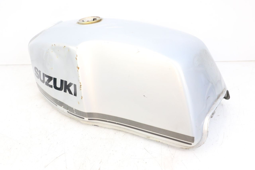 photo de DEPOSITO FUEL SUZUKI GSX E 250 (1982 - 1983)