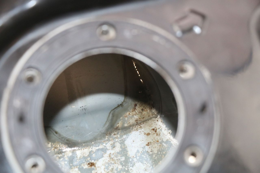 photo de DEPóSITO DE COMBUSTIBLE PEUGEOT TWEET 125 (2018 - 2021)