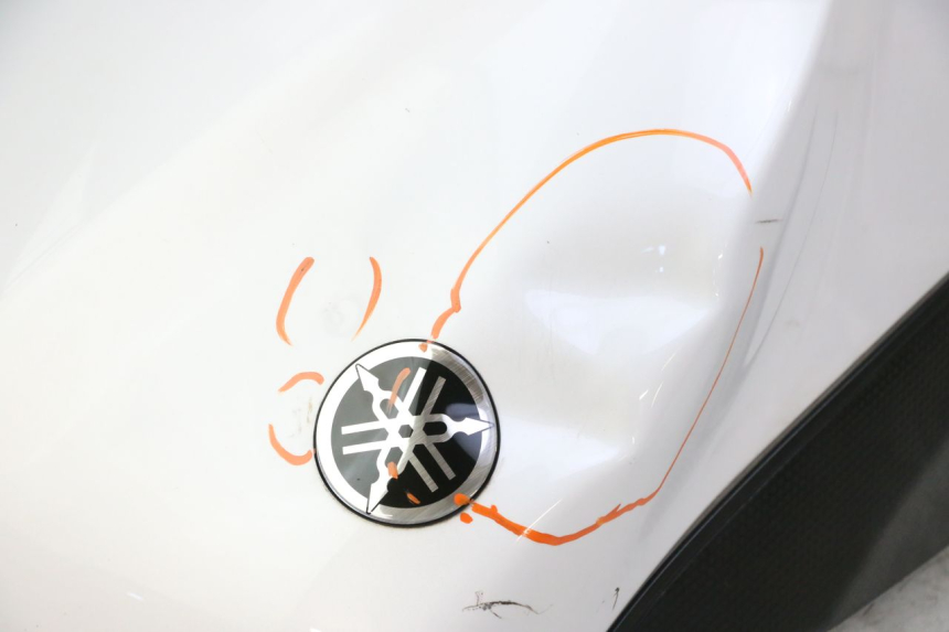 photo de DEPOSITO FUEL YAMAHA XJ6 ABS 600 (2008 - 2016)