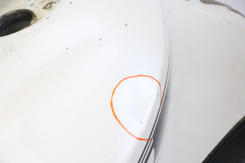 photo de DEPOSITO FUEL YAMAHA XJ6 ABS 600 (2008 - 2016)