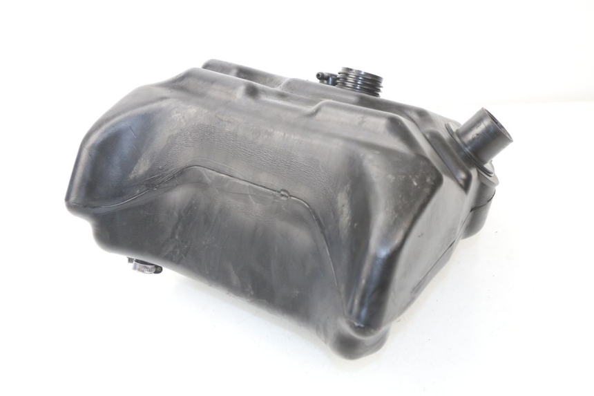 photo de DEPOSITO FUEL YAMAHA YP MAJESTY 125 (2002 - 2006)