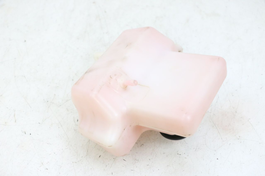 photo de DEPÓSITO DE ACEITE YAMAHA BW'S EASY 50 (2013 - 2016) - Primer plano técnico