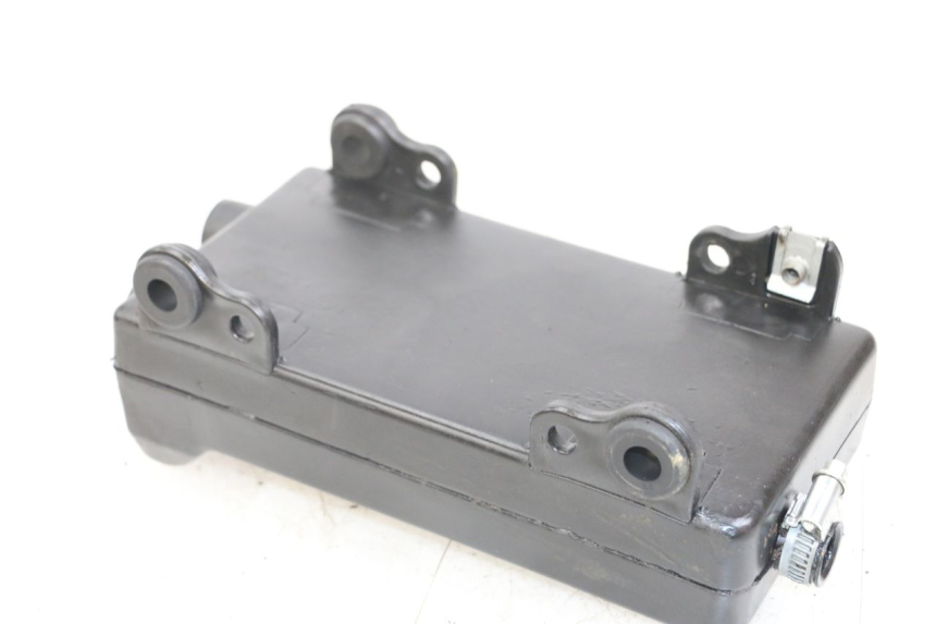 photo de DEPOSITO ACEITE RIEJU MRT 50 (2018 - 2021)