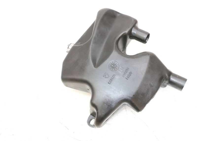 photo de DEPÓSITO DE ACEITE PIAGGIO ZIP 2T 50 (2009 - 2019) - Otra perspectiva