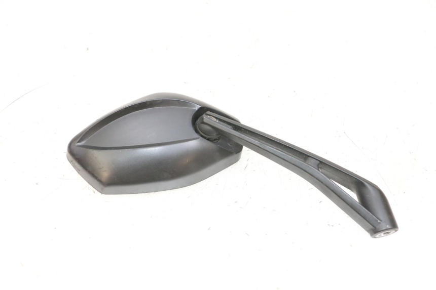 photo de RETROVISOR DERECHO MAG POWER BOMBERS 4T 50 (2016 - 2026) - Detalles de los puntos de fijación