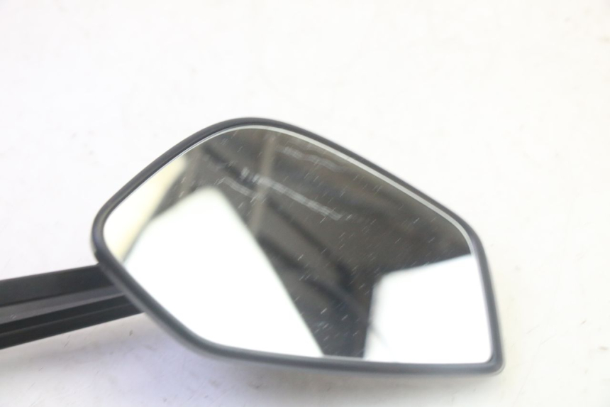 photo de RETROVISOR DERECHO BMW R GS 1250 (2021 - 2024) - Zoom estado de uso
