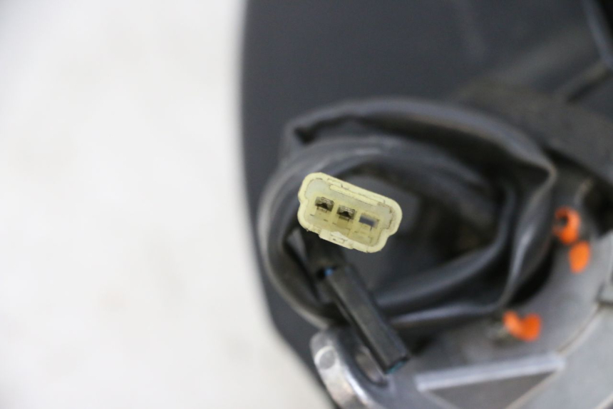 photo de RETROVISOR IZQUIERDO SUZUKI BURGMAN 650 (2013 - 2020)