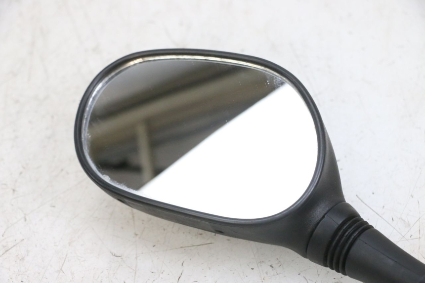photo de RETROVISOR IZQUIERDO KYMCO LIKE 125 (2009 - 2016) - Detalles de los puntos de fijación
