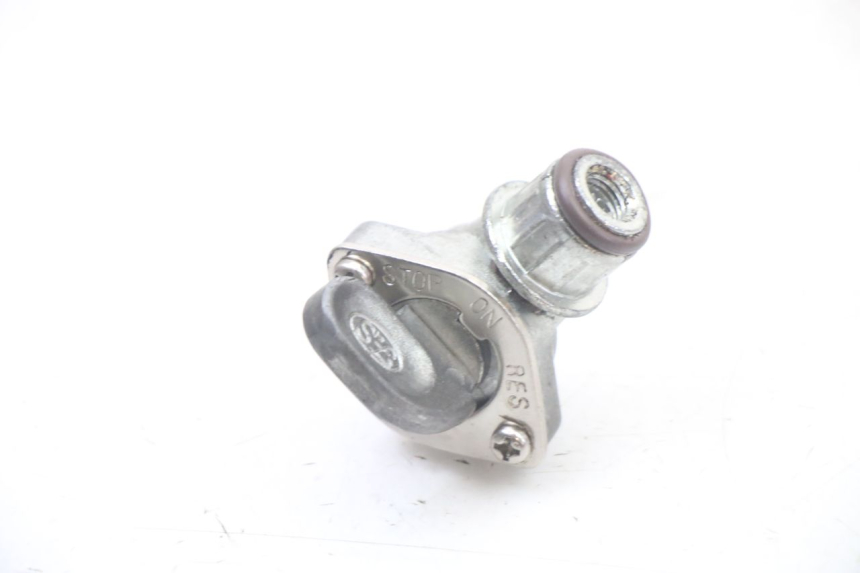 photo de VALVULA DEPOSITO DERBI SENDA SM DRD X-TREME 50 (2011 - 2017)